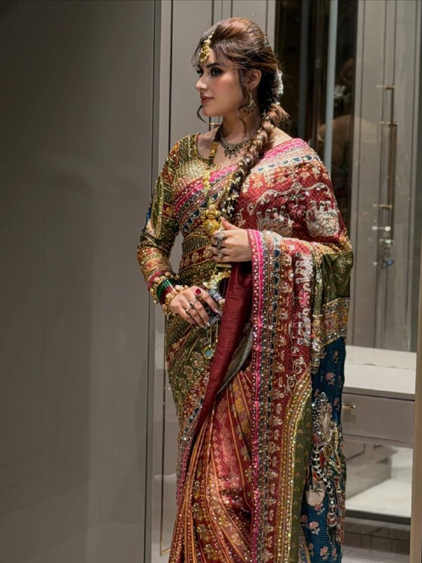 Premium designer Soft Very Soft and Elegant Rich look Soft Chinnon Silk saree