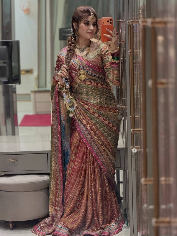 Premium designer Soft Very Soft and Elegant Rich look Soft Chinnon Silk saree