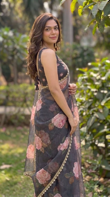 Premium designer Soft pure Georgette handwork sarees