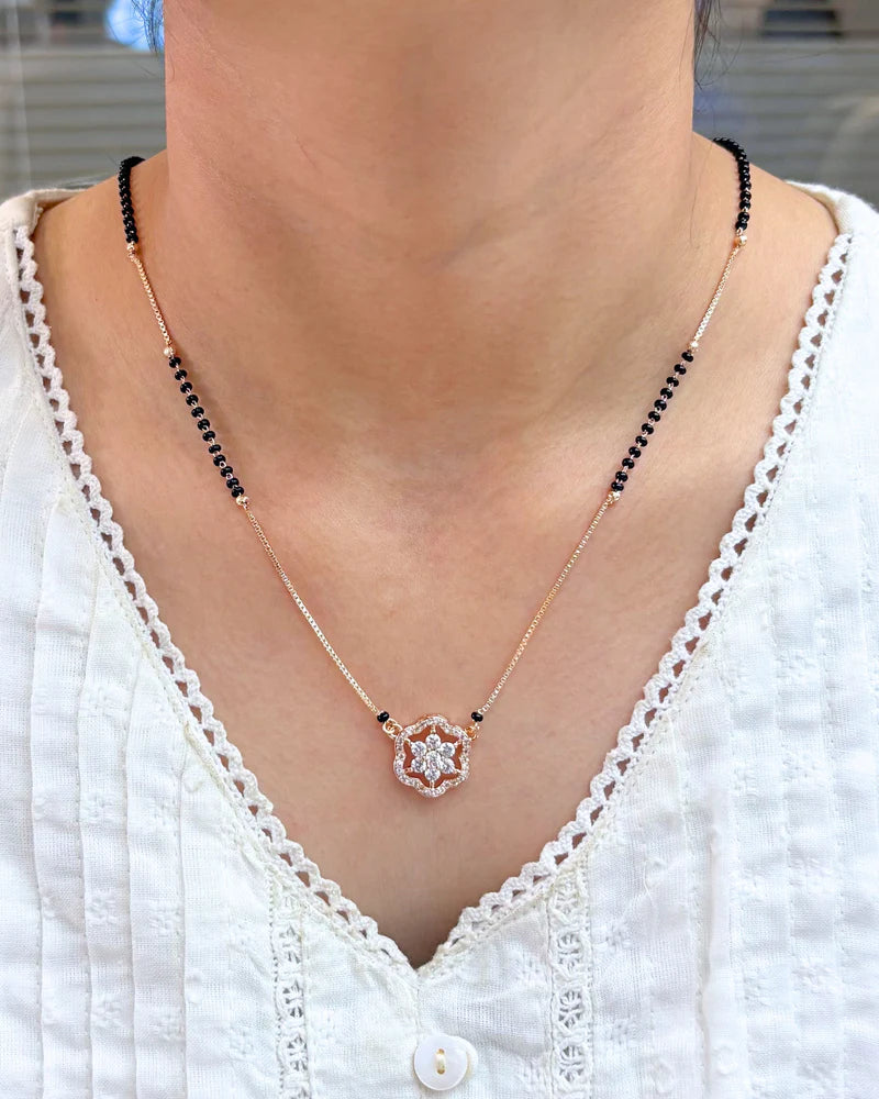 Solitaire Diamonds Flower Mangalsutra